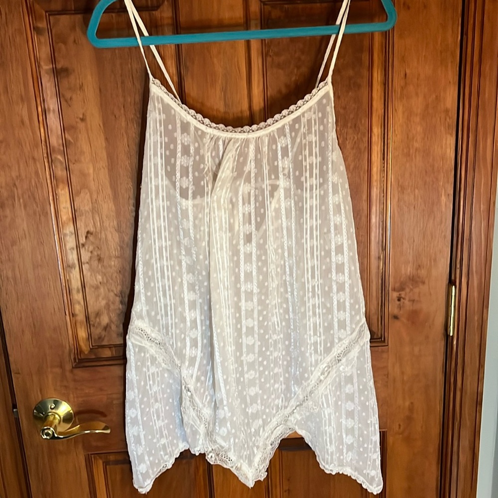 Negligee.